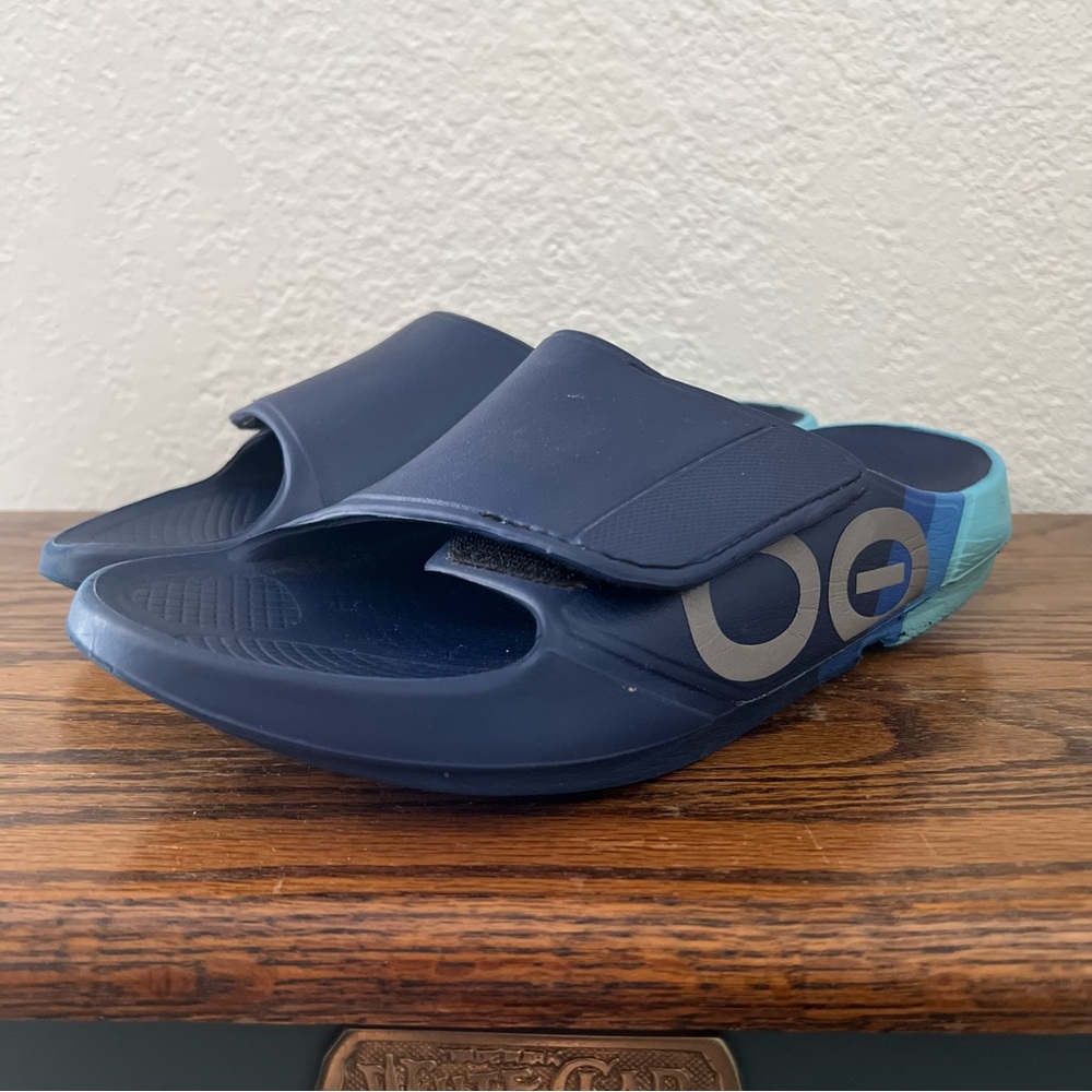 OOFOS OOahh Sport Flex Limited Slide Sandals Sky Rally Men’s 10 Women’s 12